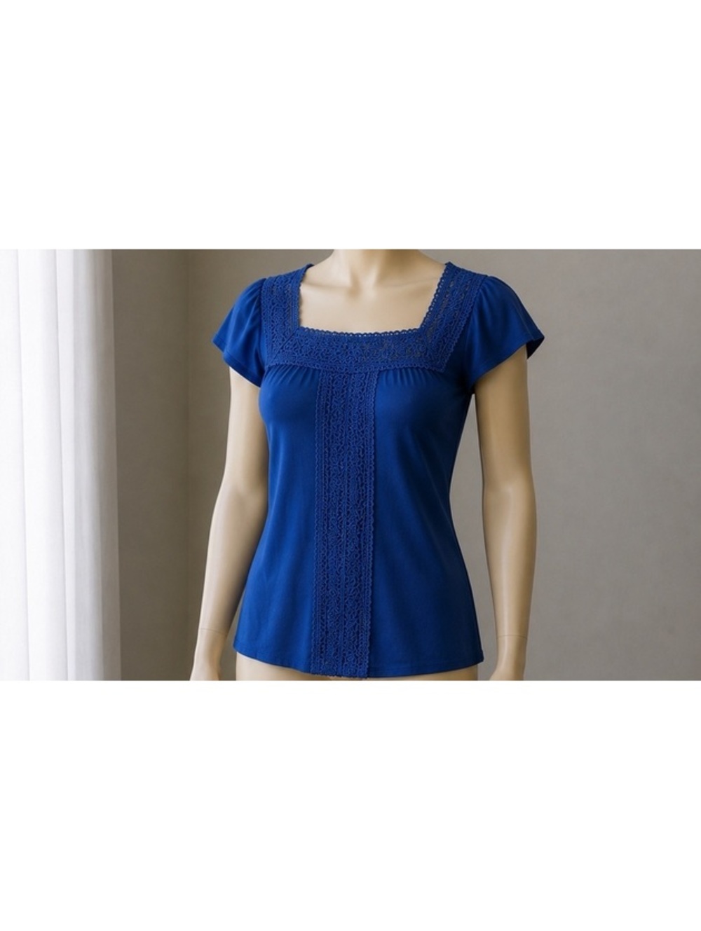 Liz Claiborne Women’s Large Blue Lace Trim Short Sleeve Top Boho